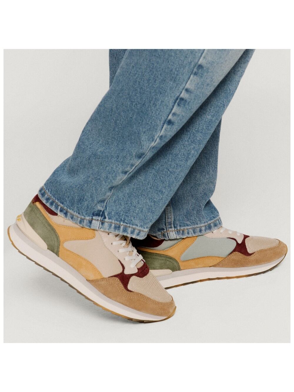 Women's Multicolor Casual Sneakers - Stylish Everyday Comfort